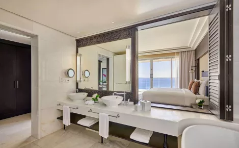 ванная комната Fairmont Fujairah Beach Resort